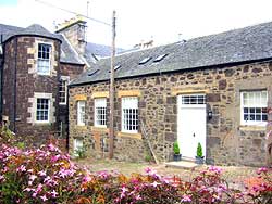 Weavers Hall self-catering cottage, Newburgh, Fife, Scotland, UK